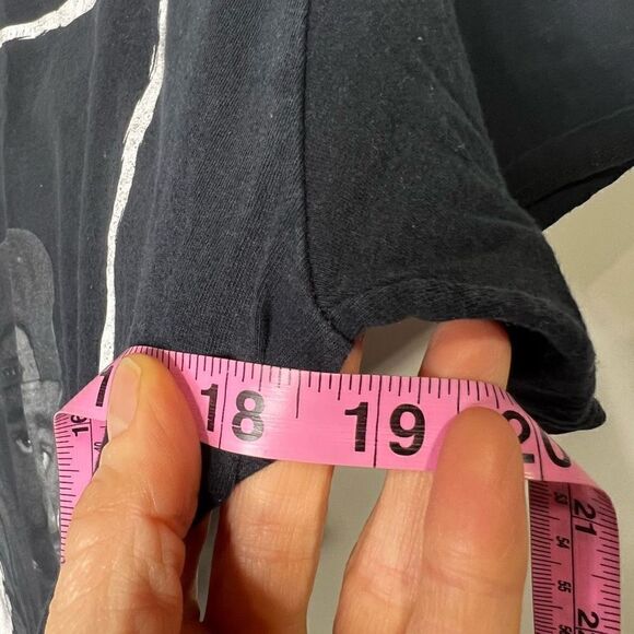 Poetic Justice Women’s Black Tupac Graphic Short Sleeve Tee Shirt Size Medium - Picture 3 of 7